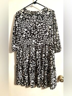 Primark Black and White Floral Print Dress